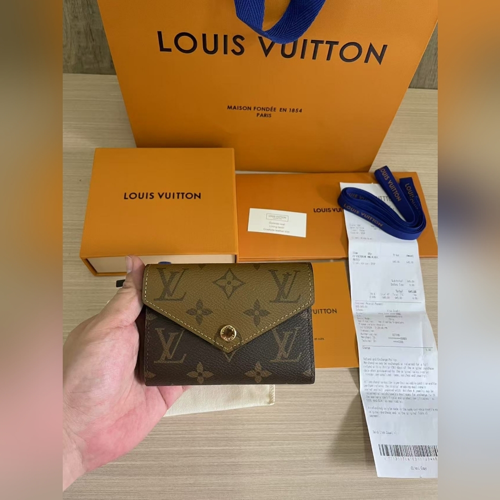 Louis Vuitton Monogram Reverse Victorine Wallet